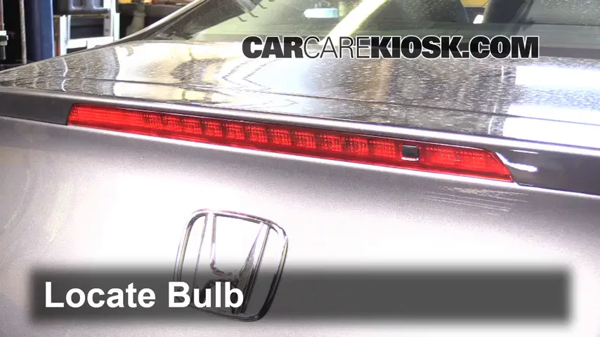 2015 Honda Accord EX-L 2.4L 4 Cyl. Coupe Éclairage Feu de freinage central (remplacer l'ampoule)